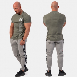 NEBBIA - Fitness tričko pánské Vertical Logo 293 (khaki)