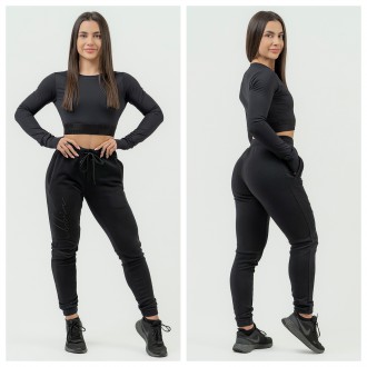 NEBBIA - Sportovní crop top s dlouhým rukávem 839 (black)