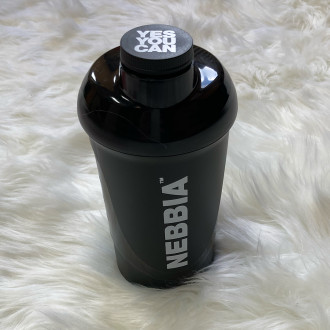 NEBBIA - Shaker 600 ml (černá)