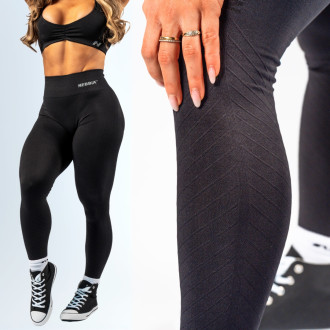NEBBIA - Bezešvé push-up legíny s vysokým pasem TOTALLY SEAMLESS 303 (black)
