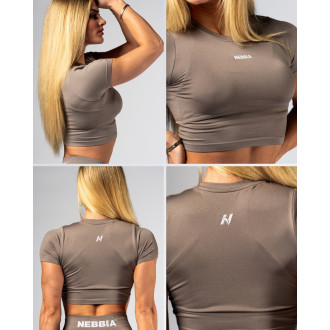 NEBBIA - Seamless crop top s krátkým rukávem POWER 891 (light brown ash)