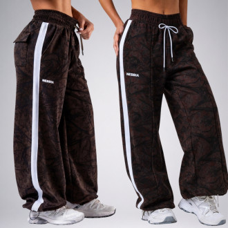 NEBBIA - Dámské oversized tepláky POWER 896 (dark brown camo)