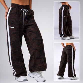 NEBBIA - Dámské oversized tepláky POWER 896 (dark brown camo)
