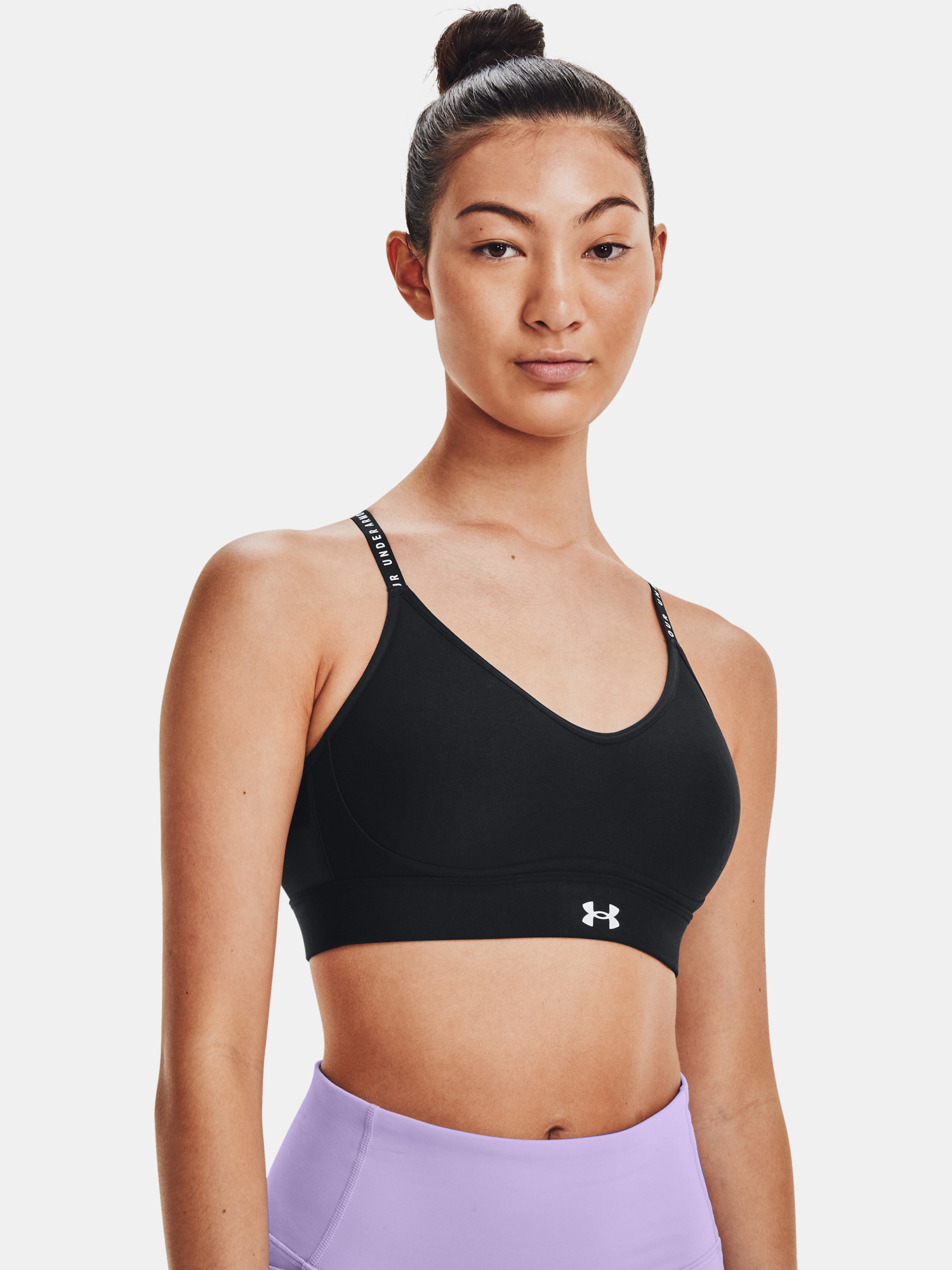 under-armour-podprsenka-infinity-covered-cerna-1363354-001